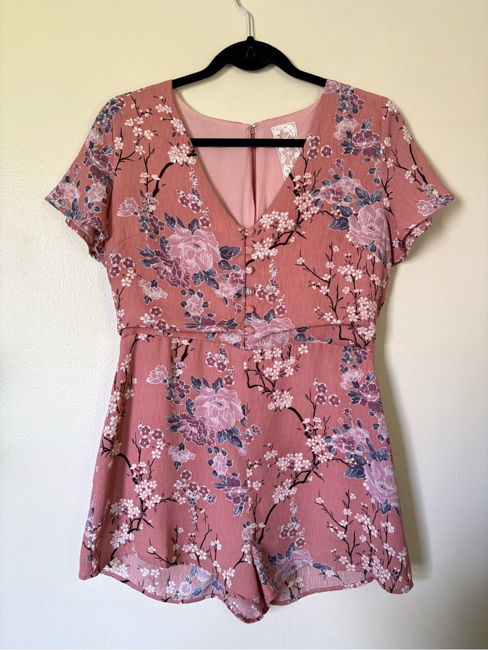 Sadie & Sage Victoria Pink Blue Floral Romper Size Medium Girly Feminine